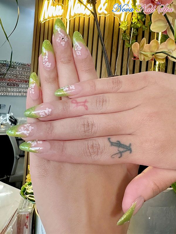 Nova Nail Spa